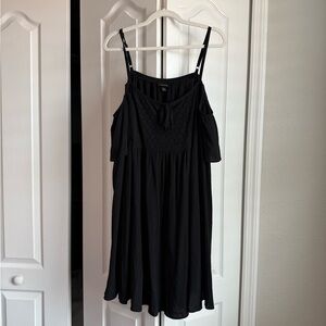Torrid Cold Shoulder Black Dress 🖤